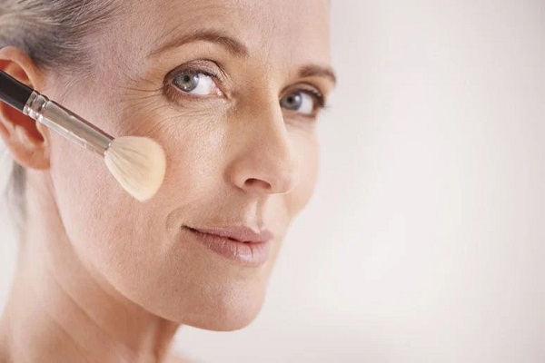 Maquiagem para pele madura: saiba o que usar!