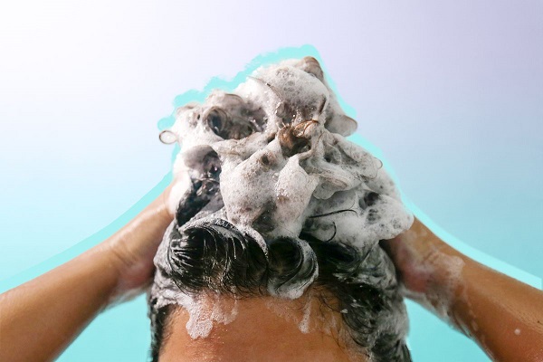 6 dicas de shampoos anticaspa que são realmente eficientes!