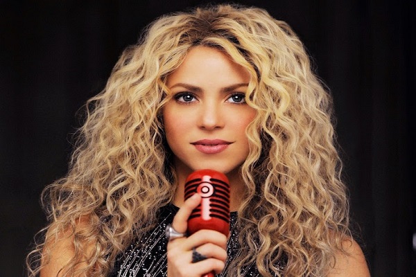 Tudo sobre as tendências de cabelo já usadas pela Shakira Imagética Visagismo consultoria de