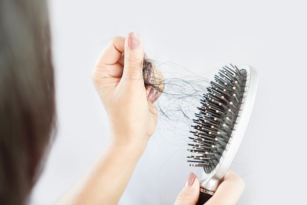 Melhores dicas de produtos para auxiliar no tratamento da queda de cabelo!